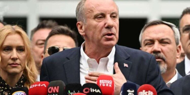 Muharrem İnce, seçim çalışmasını Dumlupınar'dan başlattı