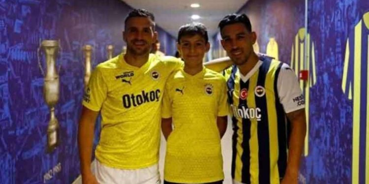 Fenerbahçe'nin golünün mimarı top toplayıcı Yiğit Ege Şalcı: 'Tadic maçtan önce uyardı'