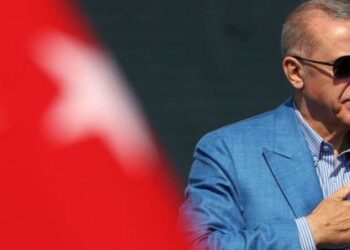 AKP'nin yeni anayasa takvimi belli oldu: '400 vekil' hesabı
