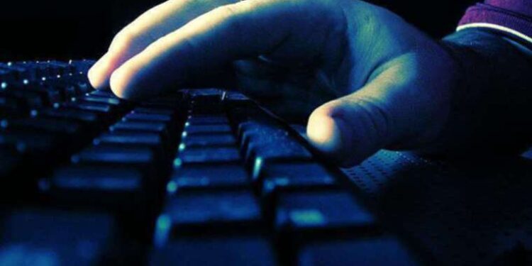 Sığınmacıları paylaşan hesaplara operasyon: 27 kişiye gözaltı kararı