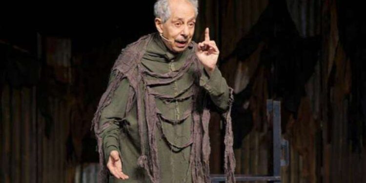 Dostlar Tiyatrosu’nun ‘İmparator’u KüçükÇiftlik Bahçe’de