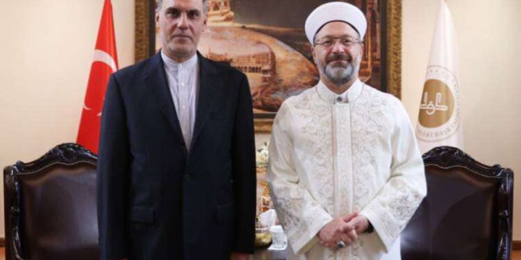 'Mezhep hamlesi': Ali Erbaş ile İran Büyükelçisi Zadeh görüştü!