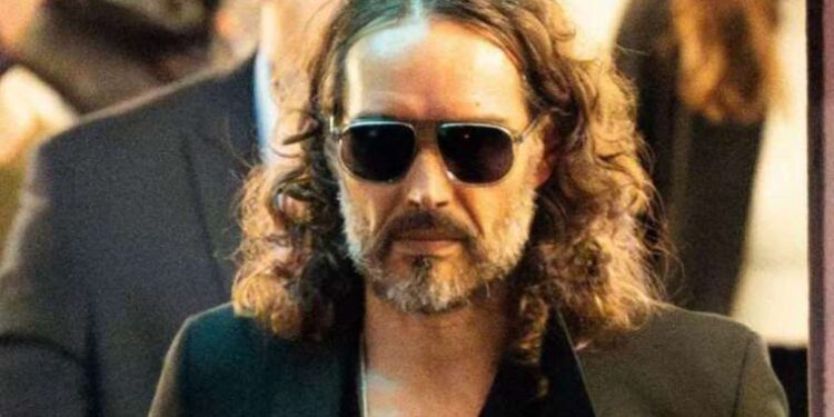 İngiliz komedyen ve aktör Russell Brand’e yönelik suçlamalar neler?