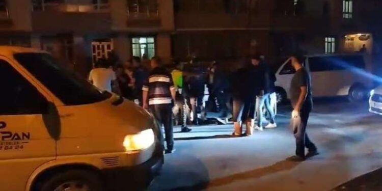 Kuşadası’nda korkunç kaza! Kafasını kaldırıma çarptı…