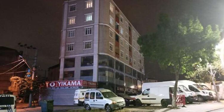 Tarsus’ta silahlı, bıçaklı ve sopalı yol kavgası: 1 ölü, 12 yaralı