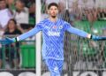 Fenerbahçe tribünlerinden Altay Bayındır'a tepki