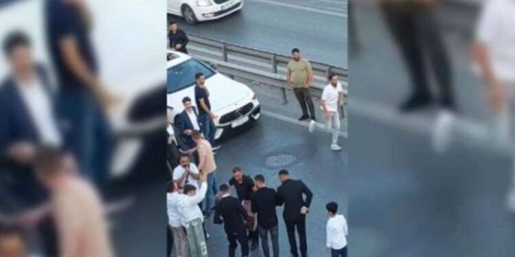 Faciadan dönüldü: Park ettiği akaryakıt tankeri evini yıktı