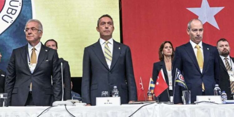 Fenerbahçe'den flaş açıklama... '6 numara transferi olacak'