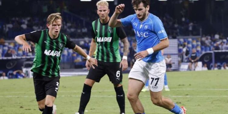 Son şampiyon Napoli, rahat kazandı!