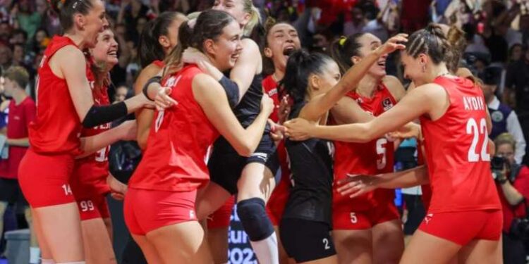 Ordu’da dehşet anları: Önce evini yaktı, sonra yaktığı odaya kendisini kilitledi!