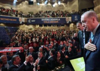 AKP 4. Olağanüstü Kongresi: Değişimin üçüncü ayağı parti yönetimi olacak