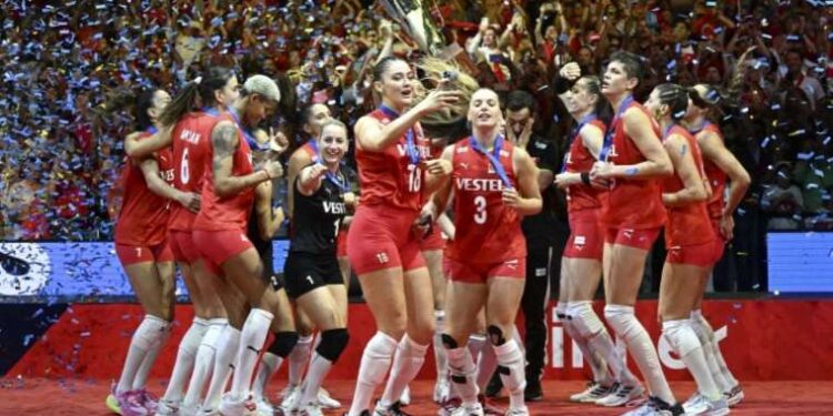 Filenin Sultanları’ndan 5 isim Avrupa Şampiyonası Rüya Takımı’na seçildi