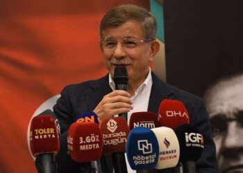 Davutoğlu'dan 'Filistin' mesajı: 'Mescid-i Aksa'nın sonuna kadar savunucusu olacağım'