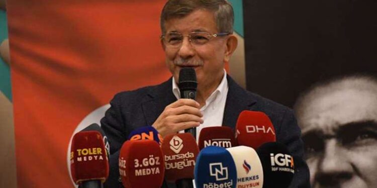 Davutoğlu'dan 'Filistin' mesajı: 'Mescid-i Aksa'nın sonuna kadar savunucusu olacağım'