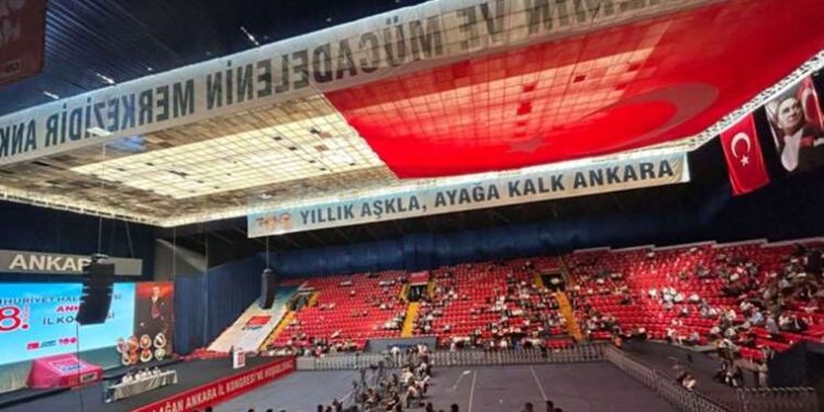 İl kongresinde iki aday birlik mesajı verdi: Ankara'da kucaklaşma