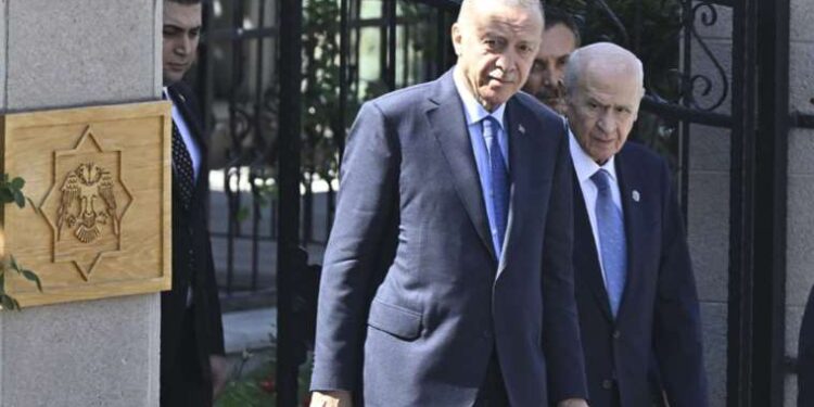 Kulisler sızdı... Ankara'daki 50 dakikalık sürpriz görüşmede Erdoğan ve Bahçeli neler konuştu?