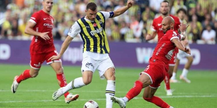 Spor yazarları Fenerbahçe - Antalyaspor maçını yorumladı: 'Önlem almazsa kazalar olur'