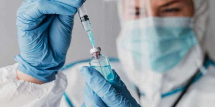 Bilim Kurulu Üyesi Tevfik Özlü’den uyarı: Grip masum değil, aşılama yapılmalı