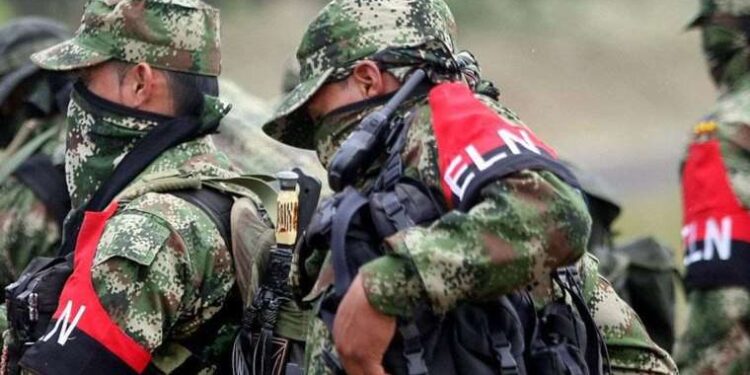 Tunceli’de eğlence mekanında bıçaklı kavga: 9 kişi yaralandı!