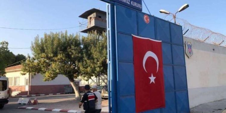 TV yayın akışı 28 Ağustos Pazartesi! Hangi kanalda ne var, günün filmleri ve dizileri neler?