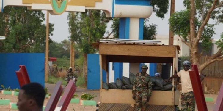 Geri dönüşümcüler anlattı: Özel okullar ücretsiz dağıtılan ders kitaplarını satıyor!