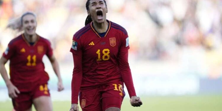 Kadınlar Dünya Kupası'nda şampiyon belli oluyor