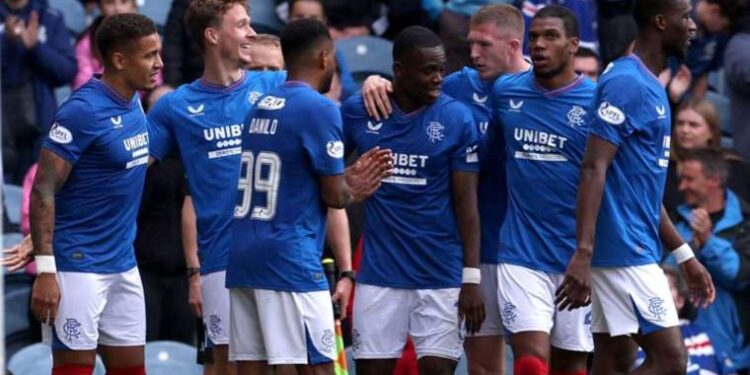 Manisa’da otomobilin çarptığı 72 yaşındaki kadın öldü