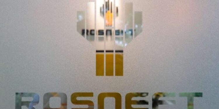 Godzilla 2 filminin konusu ne? Godzilla 2 filminin oyuncuları kim?