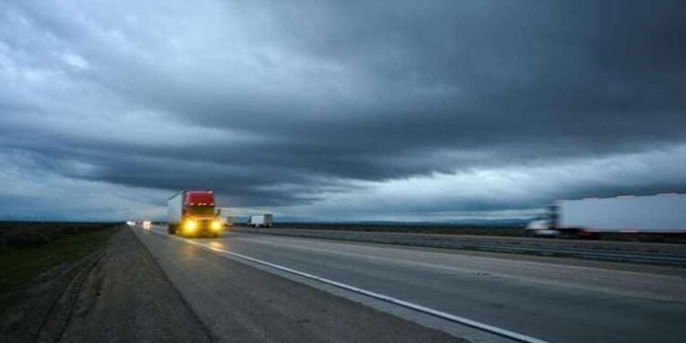 Ataşehir’de oto yıkamacıda ‘bagaj kapağını sert kapattın’ kavgası