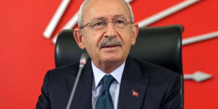 CHP lideri Kemal Kılıçdaroğlu'ndan, Meral Akşener'in eleştirilerine yanıt yok: Nezaketsiz davranmam