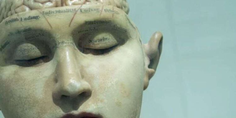 Liyakat yoksa biat kazanır!