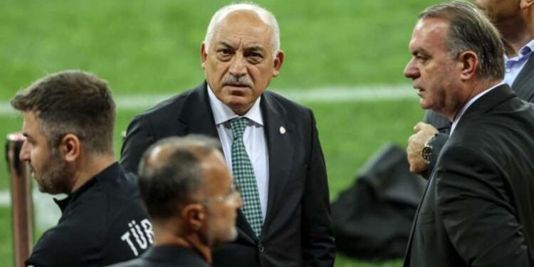 Rıdvan Dilmen'den Süper Lig için play-off iddiası!