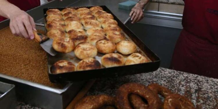 İzmir’de gevrek ve boyoza zam geldi