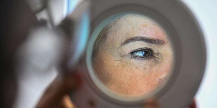 Uzmanından uyarı: 'Güneş ışınları ciltte yaşlanmaya neden olabilir’