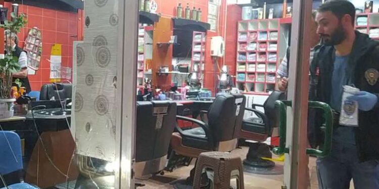 Acı Tatlı Ekşi filminin konusu ne? Acı Tatlı Ekşi filminin oyuncuları kim?