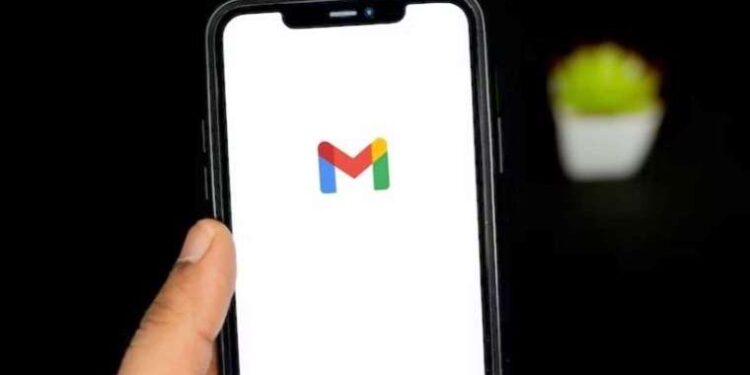 Gmail uygulamasında 100 dile kadar desteklenen çeviri özelliği