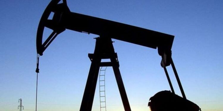 Küresel petrol talebi günlük 116 milyon varile ulaşacak