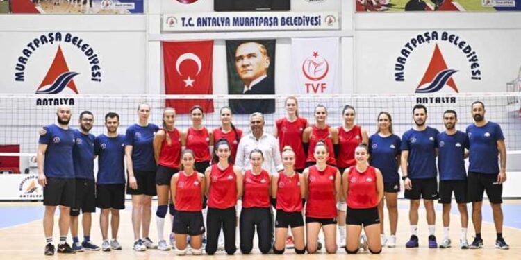 Başkan Uysal, ‘Antalya, artık Sultanlar Ligi şehri’