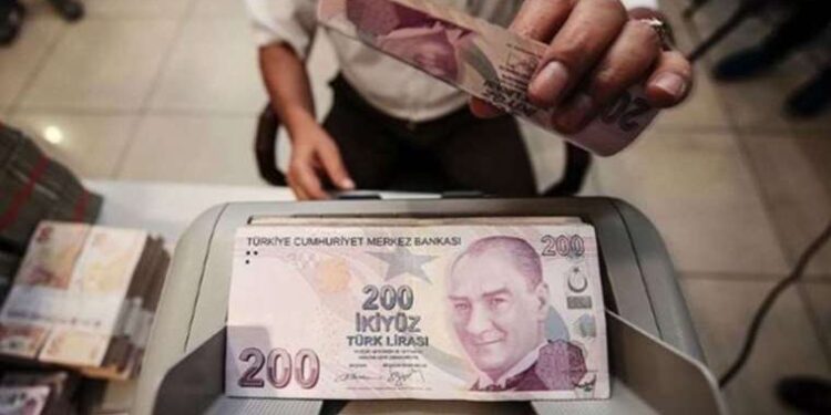 Ev ve araba almak isteyenler dikkat... Kredi faizleri tırmanışa geçti! İşte ayrıntılar...