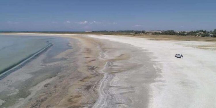 Urmiye Gölü tuz çölüne dönüştü: Van Gölü de kuruyabilir mi?