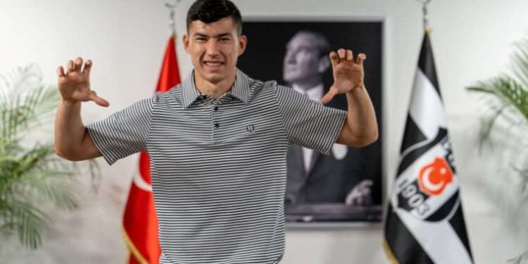 Beşiktaşlı futbolcu Bakhtiyor Zaynutdinov: 'Yusuf Yazıcı ile konuştum...'