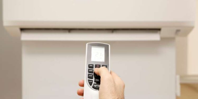 Kağıthane’de uyuşturucu operasyonunda çatışma çıktı: 2’si polis 3 kişi yaralandı, 1 saldırgan öldü