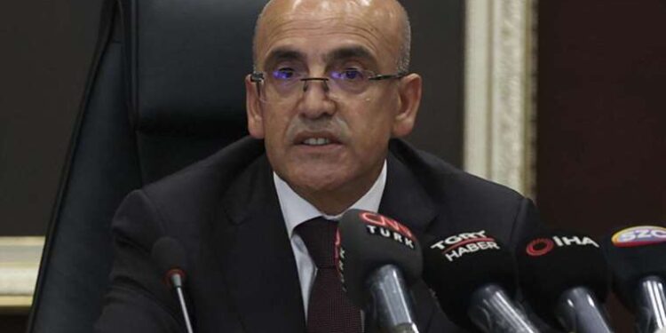 Son dakika... Tartışma konusu olmuştu: Bakan Şimşek'ten 'öğrencilere vergisiz telefon' açıklaması