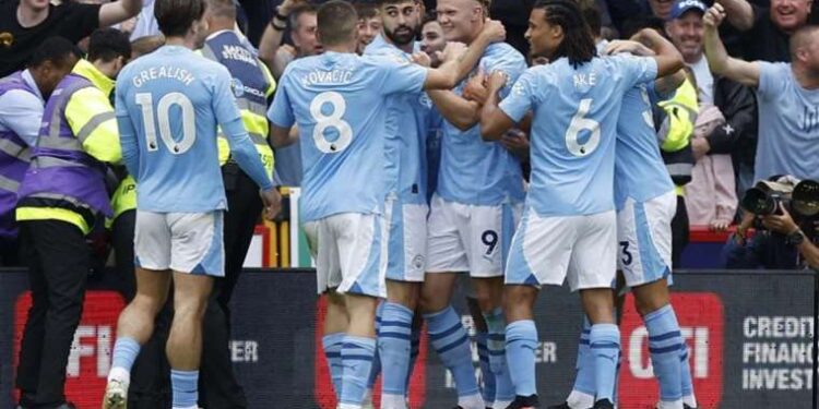 Müşteri sandığı polisten otopark ücreti istedi, suçüstü yakalandı