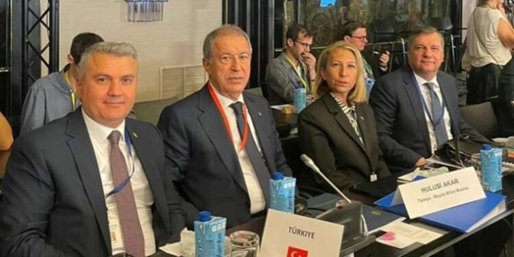CHP'li Süreyya Öneş Derici'den AB Dış Güvenlik Politikaları Konferansı'nda 'Türkiye' vurgusu
