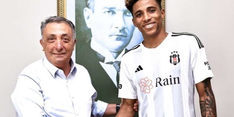 Velilerin ‘ağır hasarlı bina’ tedirginliği: ‘Çocuklarımı okula göndermeyeceğim’