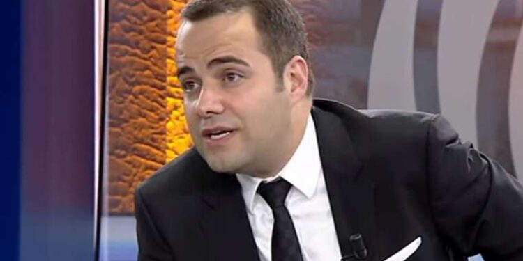 Özgür Demirtaş eski paylaşımını 'N’oldu?' diyerek hatırlattı: Asgari ücret açlık sınırının altında kaldı