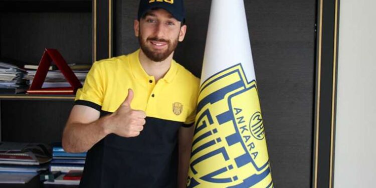 Ankaragücü, Beridze ile yolların ayrıldığını açıkladı