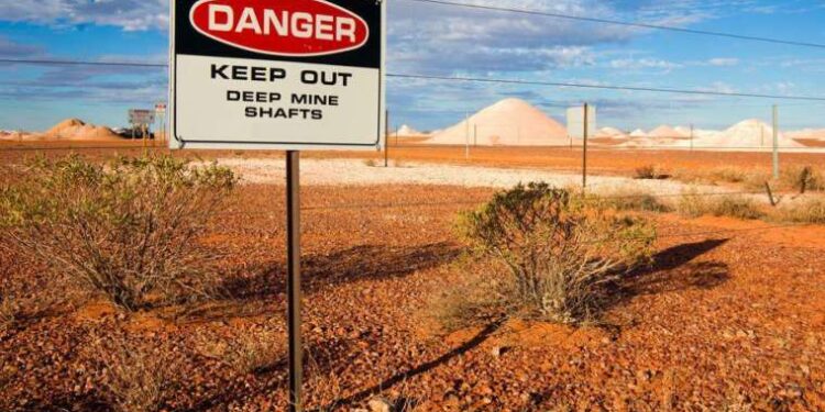 Avustralya'nın Coober Pedy kasabasında insanlar neden yerin altında yaşıyor?