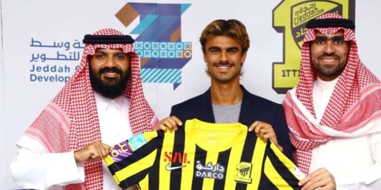 Basit başlangıcının ötesinde derin temalarla dolu bir başyapıt: 12 Kızgın Adam